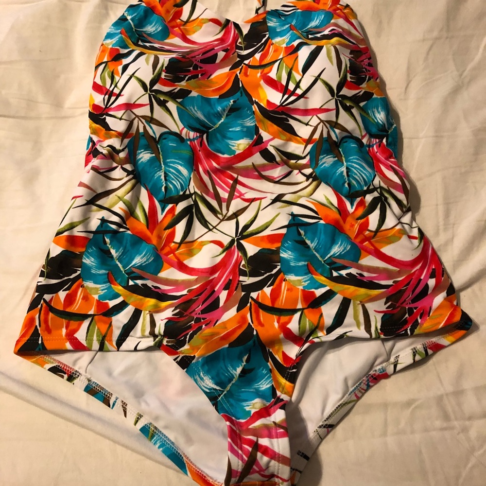 Bathing suit